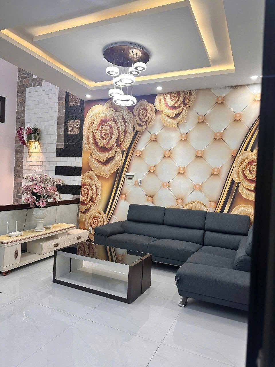 Cho thuê nhà mặt tiền 3 tầng Lê Vĩnh Huy, Hòa Cường - Giá tốt!