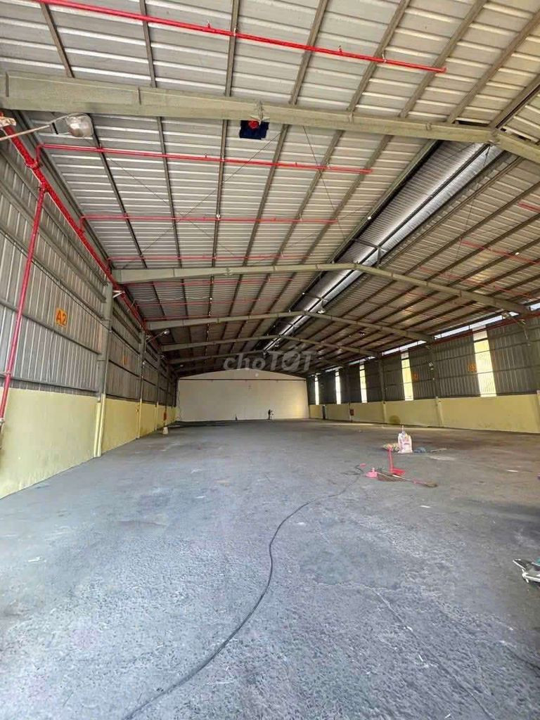 Cho thuê xưởng 1000m2 tại Thuận An - Bình Dương với giá 65 triệu/tháng