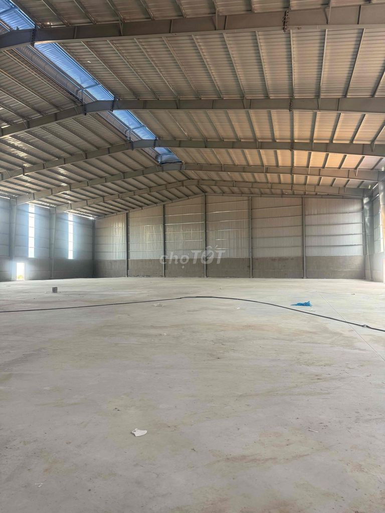 Cho thuê nhà xưởng 3600m² tại Tân Uyên, Bình Dương