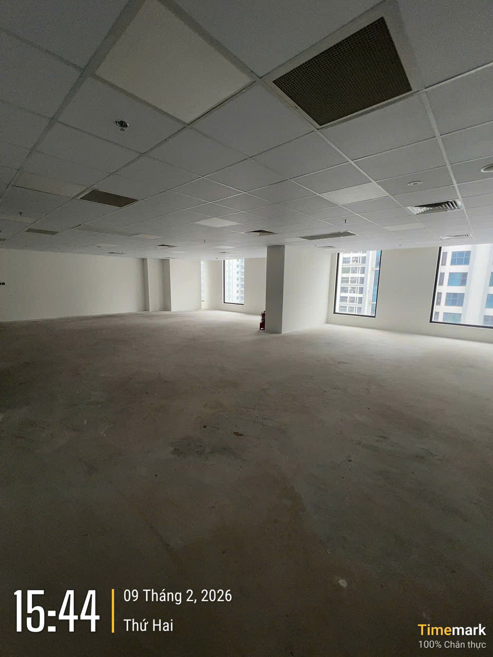 Chính chủ cho thuê 80m2 văn phòng tại ROX Centre