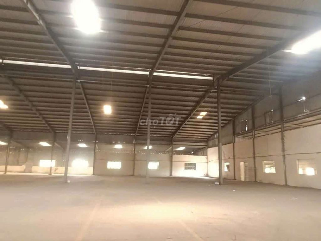 Cho Thuê Xưởng 6.500m² Tại Thuận An, Bình Dương Giá 350 Triệu