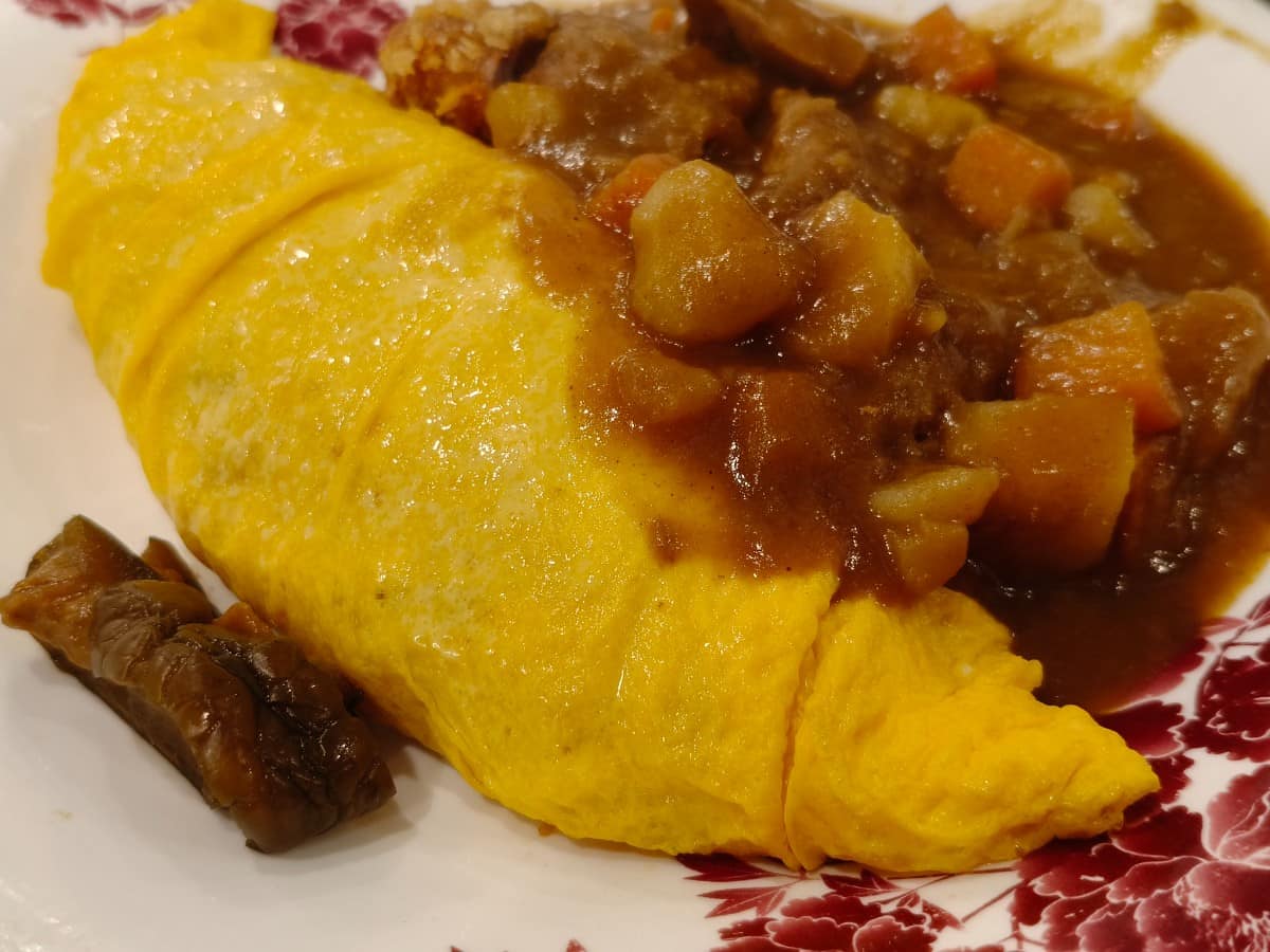 美觀園日本料理 美觀園日本料理菜單 美觀園日本料理推薦 萬華區美食 萬華美食 西門美食 旁邊還有搭配醬瓜，飯的部分則是茄汁去炒過，吃起來也特別有味道，因為做法費工，所以上菜速度較慢 @台北美食星探