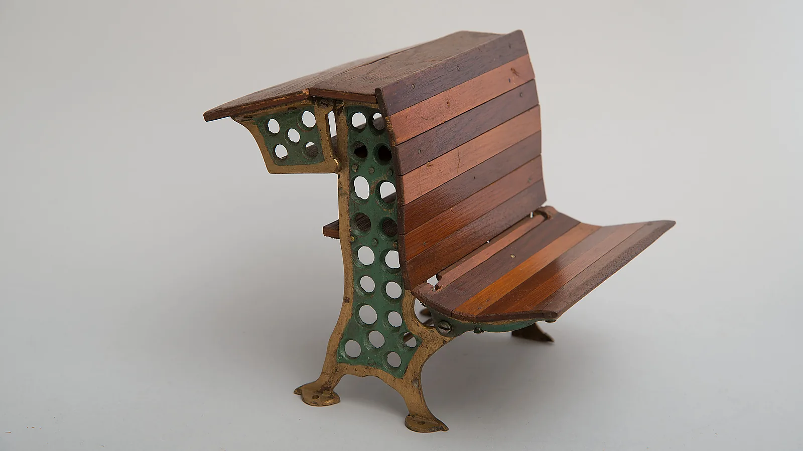 ergonomic footrest with massage rollers for circulation planning detail