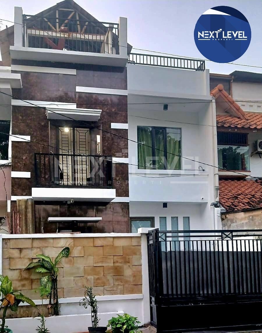 Rumah Furnish di Babatan Pratama Surabaya Barat