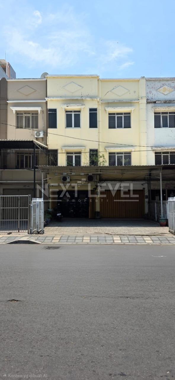 Dijual Ruko 3 Lantai di Jalan Arjuna Surabaya Timur 