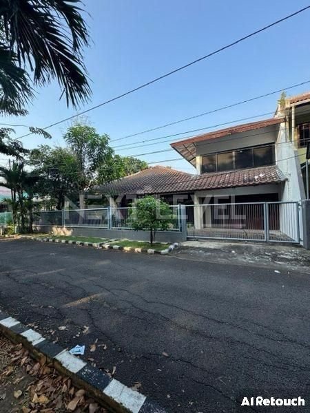 Dijual Rumah Darmo Baru Timur Minimalis Strategis Siap Huni