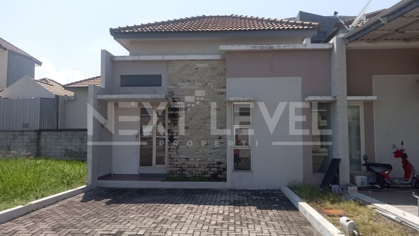 Golden Opportunity – Hunian Premium Newtown Park Sidoarjo dengan Harga di Bawah Pasar!