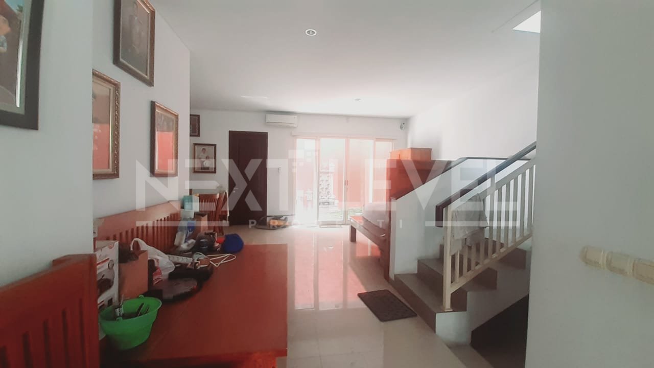 Disewakan Rumah Minimalis 2 LT di Graha Kebonsari Elveka