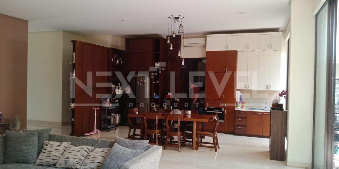 Dijual Rumah Graha Natura Full Marmer Minimalis Strategis Siap Huni