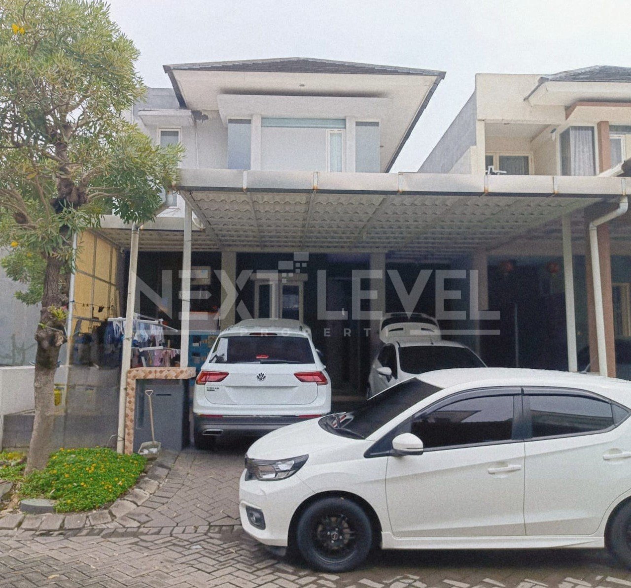 Dijual Rumah Royal Residence Cluster Harewood Minimalis Strategis Siap Huni