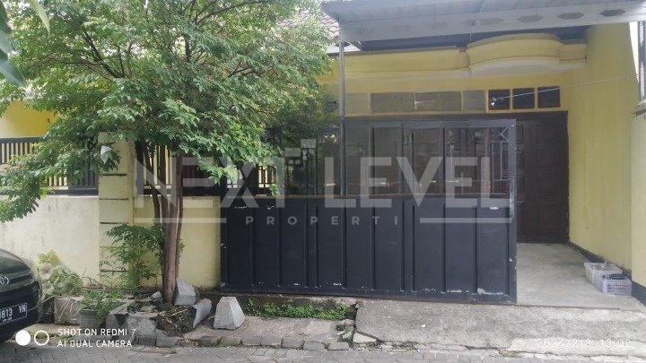 Dijual rumah di puri lidah kulon dekat Wiyung Surabaya barat
