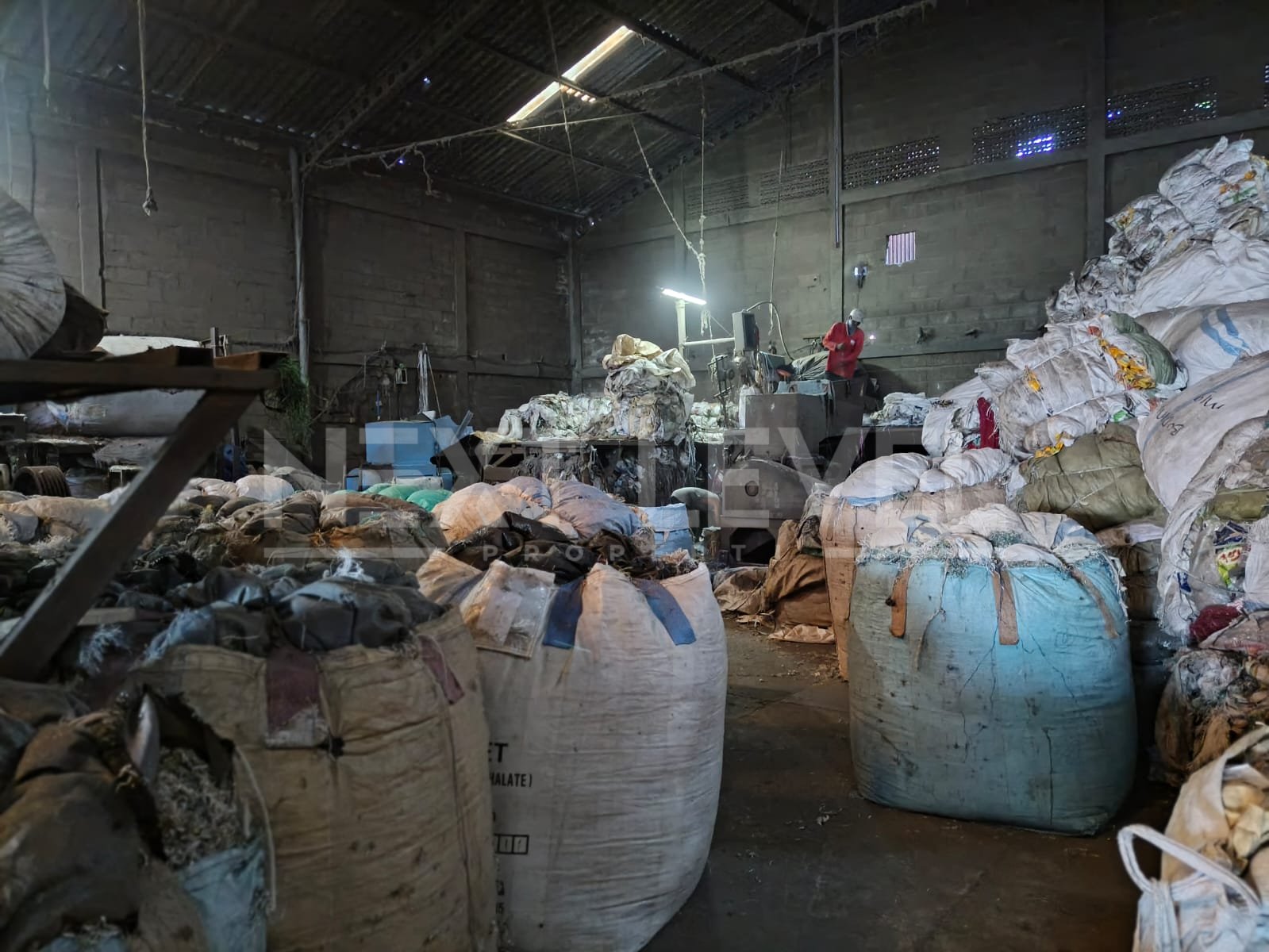 DIJUAL PABRIK PLASTIK TAMAN SIDOARJO SIAP PAKAI