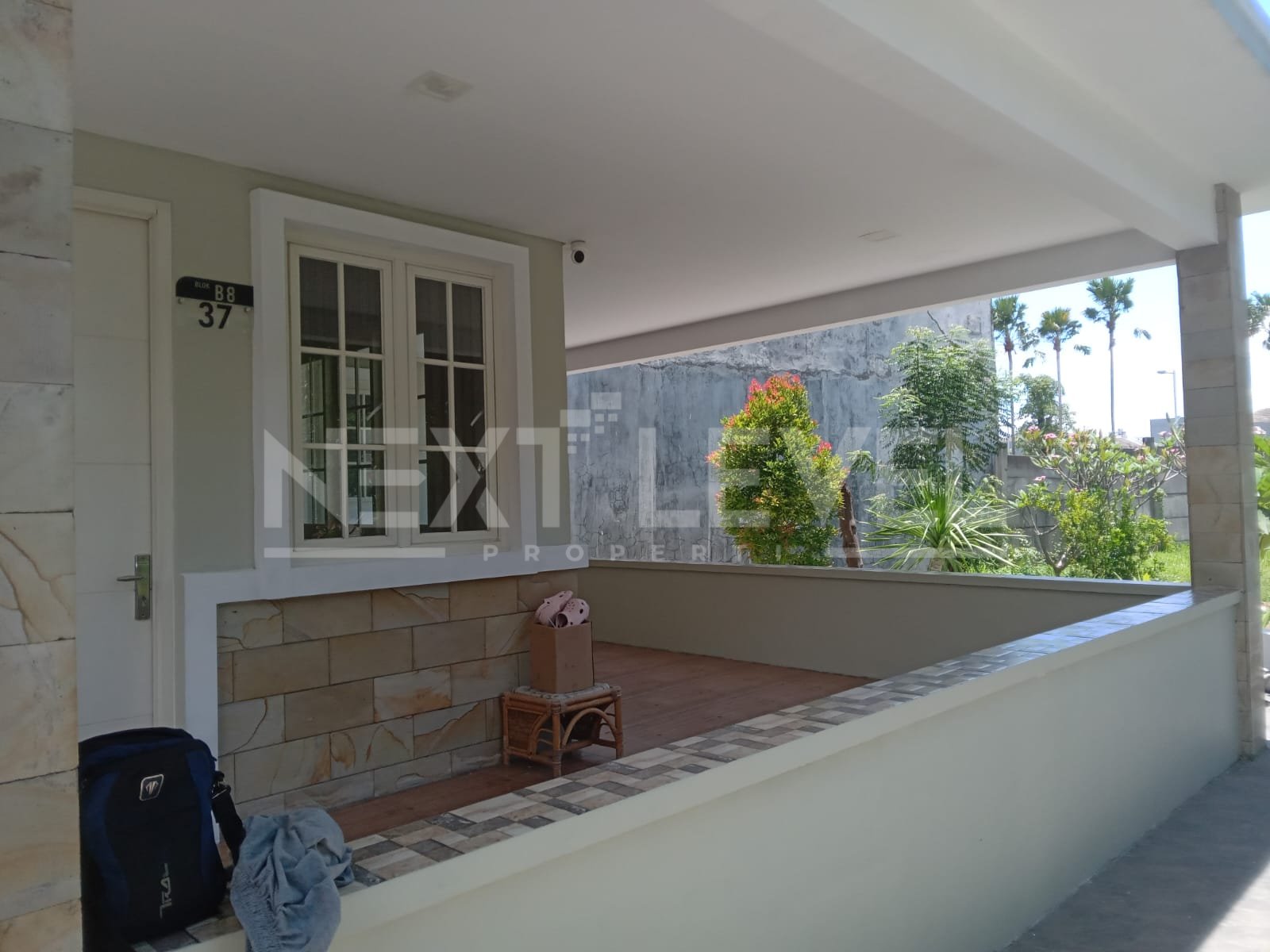 Dijual Rumah Royal Residence Besar dan Murah