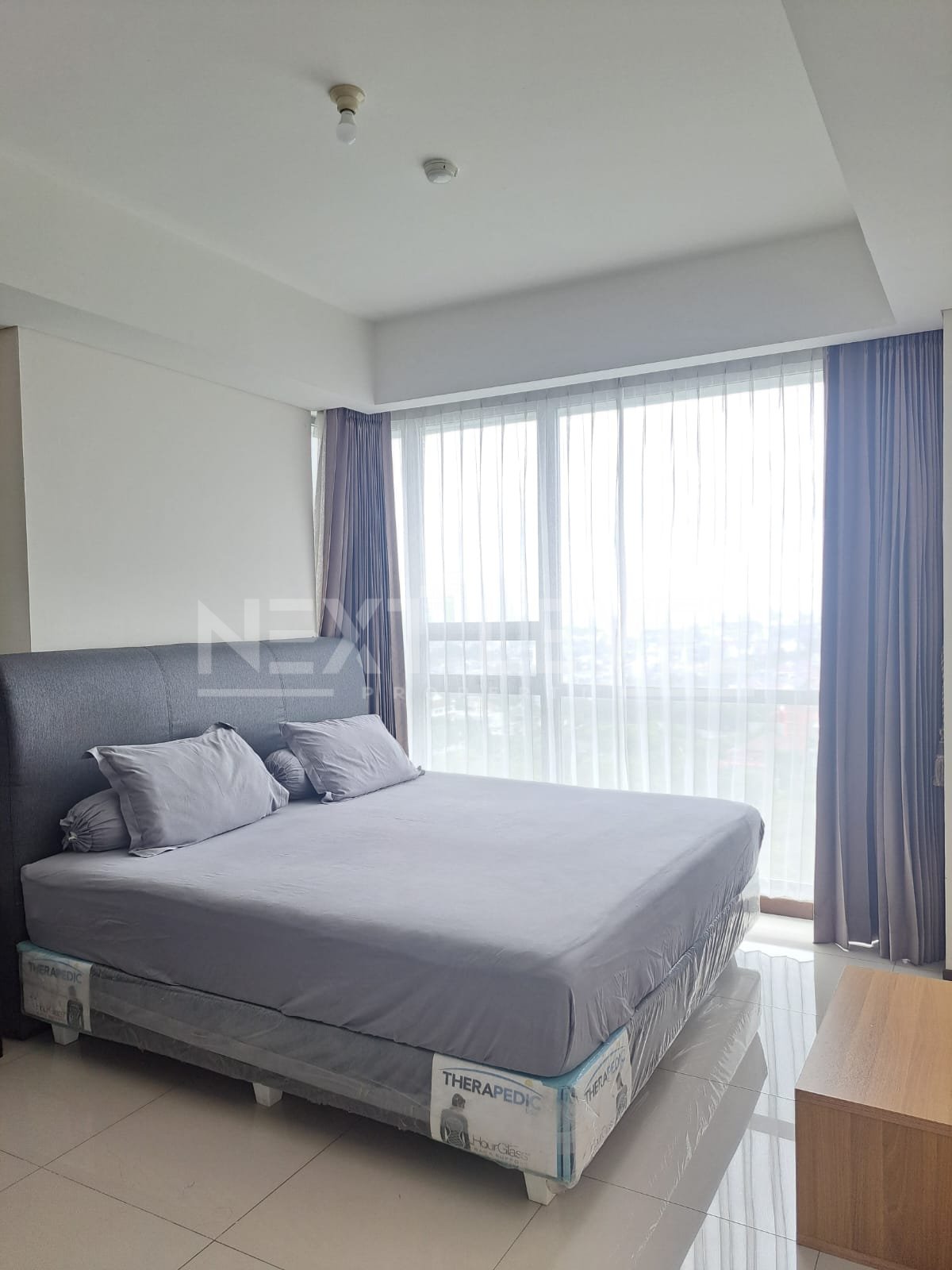Disewakan The Saint Moritz Penthouses & Residences Private Lift luas 96m