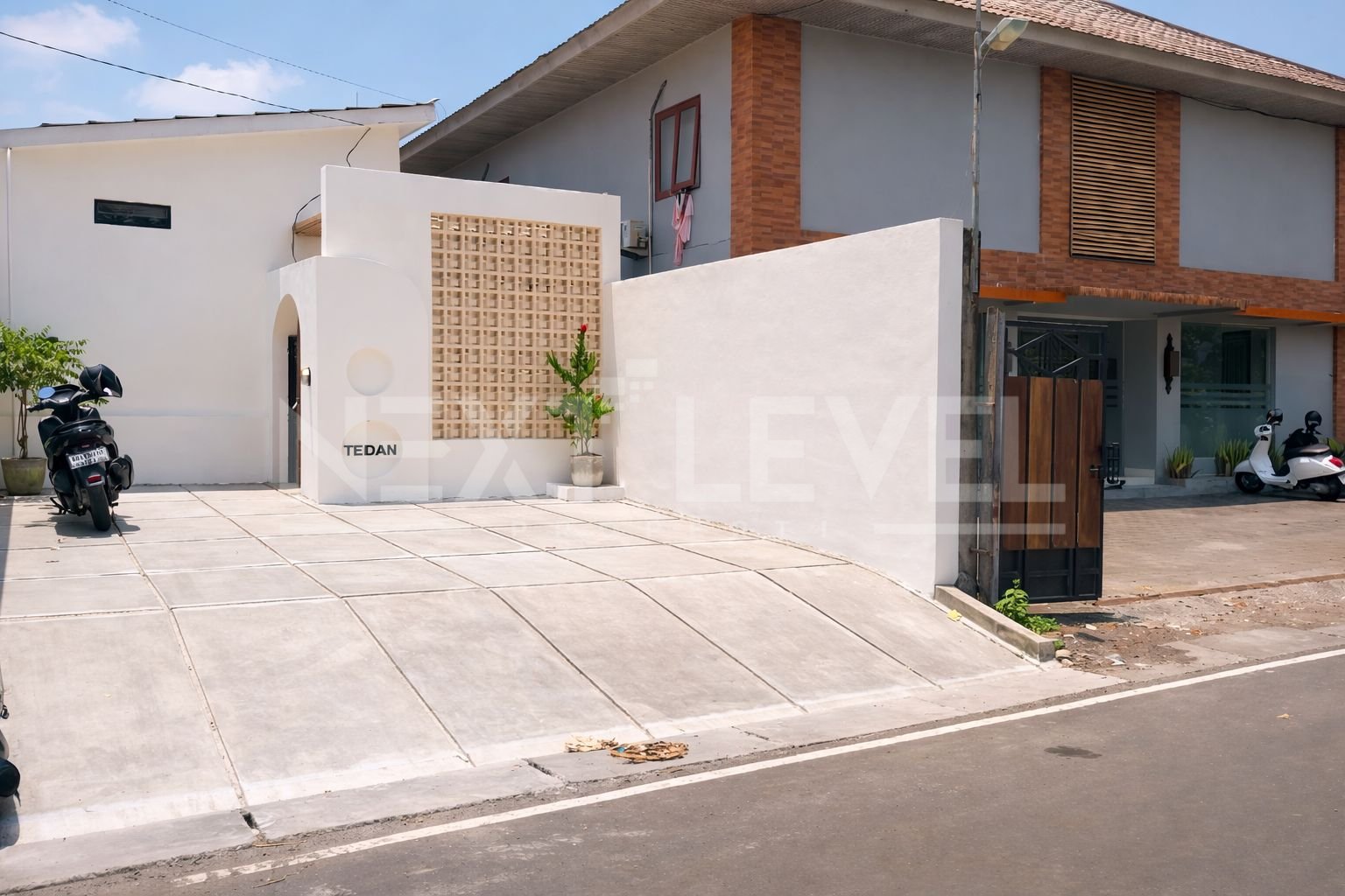 Brand New Modern Villa – Near Trans Studio, Prime Location Leasehold 22 Years