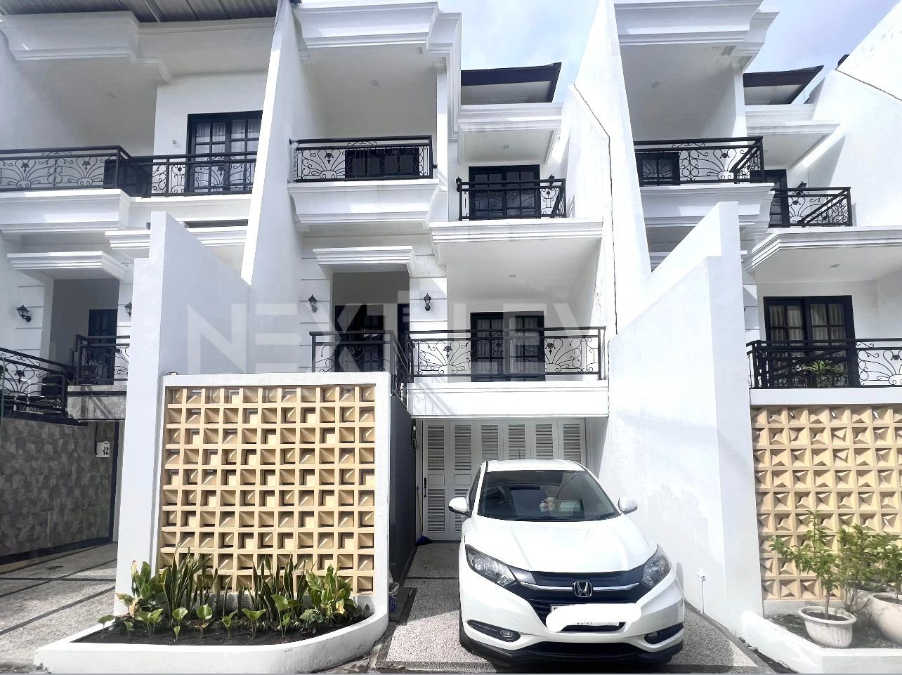 For Rent  Mogan Residence