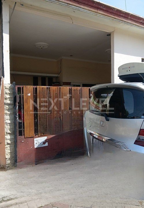 DIJUAL RUMAH 1.5 LANTAI DI LIDAH KULON