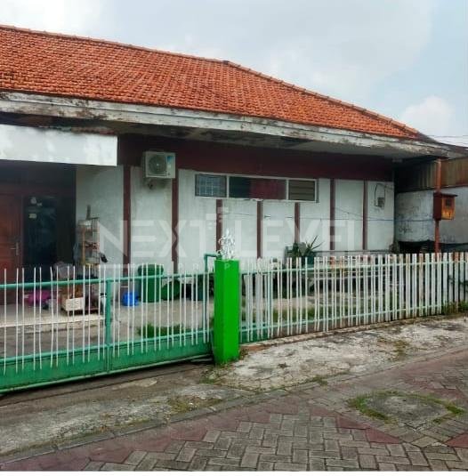 Dijual cepat rumah di taman Arjuna surabaya 
