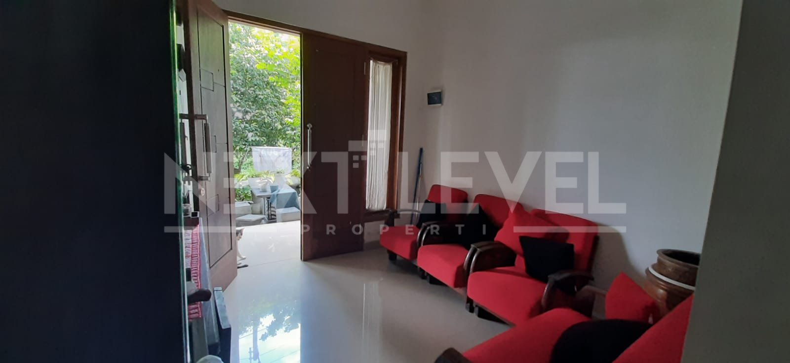 Rumah Dijual Babatan Pratama