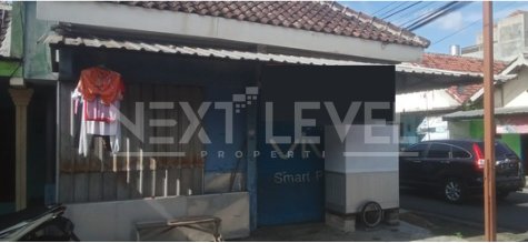 Rumah Strategis Pinggir Jalan Besar di Saptorenggo Malang.NLMLG00030