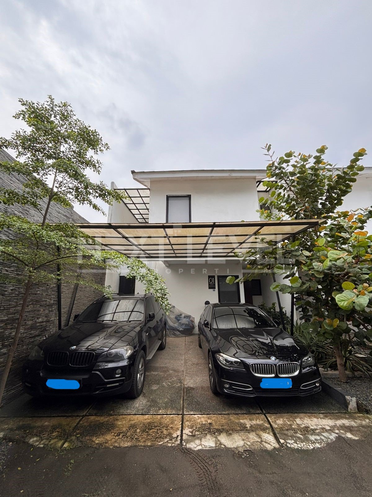 FOR SALE Rumah Mewah Siap Huni @ ZAHRA RESIDENCE, Jagakarsa, Jakarta Selatan.