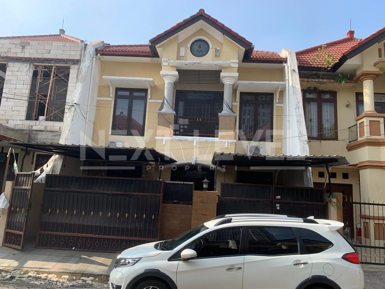 Dijual / Disewakan Rumah 2 Lt Full Perabot Graha Sampurna