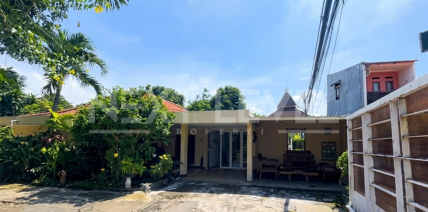 PREMIUM INVESTMENT. Dijual Lahan & Rumah Megah 2.047m² di Jati Padang Raya, Jakarta Selatan