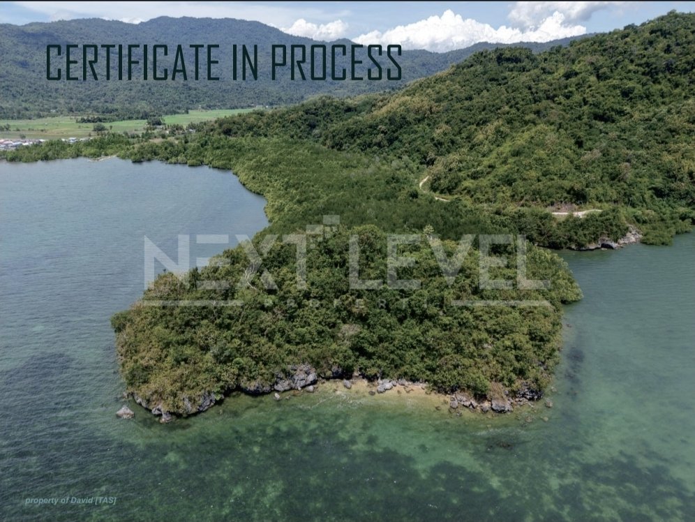 Private island in Labuan Bajo