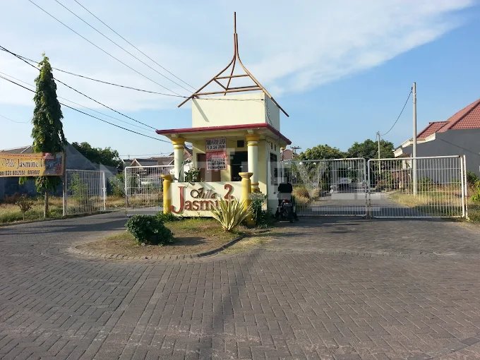 HOT DEAL - JUAL DI BAWAH HARGA PASAR, Rumah 2 Lantai High Ceiling di VILLA JASMINE 2 (Blok Depan)