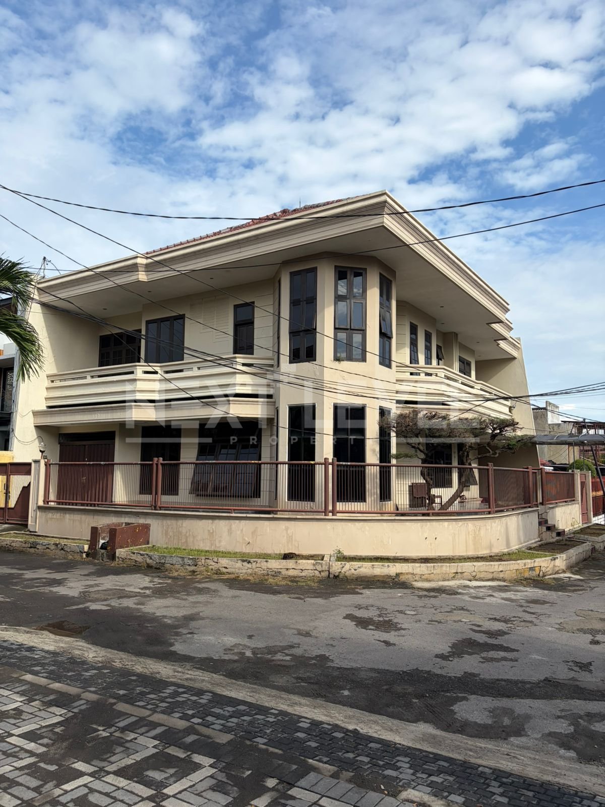 RUMAH HOOK DARMO HARAPAN SURABAYA
