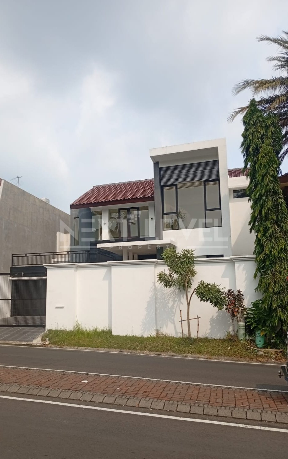 RUMAH DI BOULEVARD CITRALAND