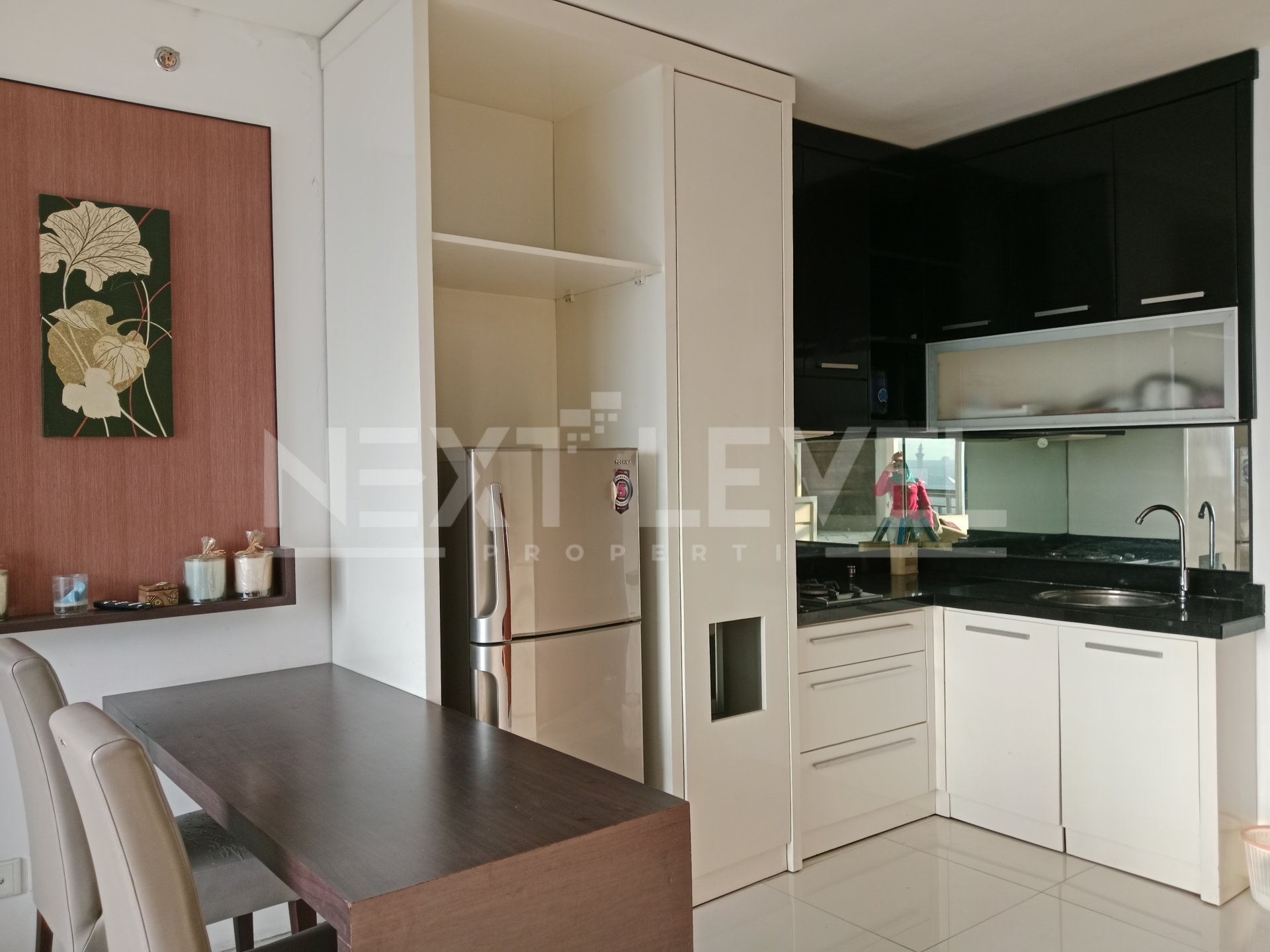 DISEWAKAN Condominium 1BR Full Furnish Luas 43m2