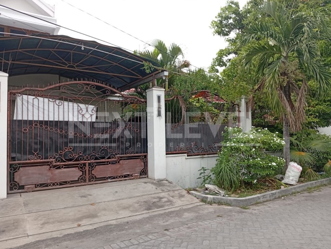 Dijual Rumah Darmo Harapan Minimalis Strategis Siap Huni