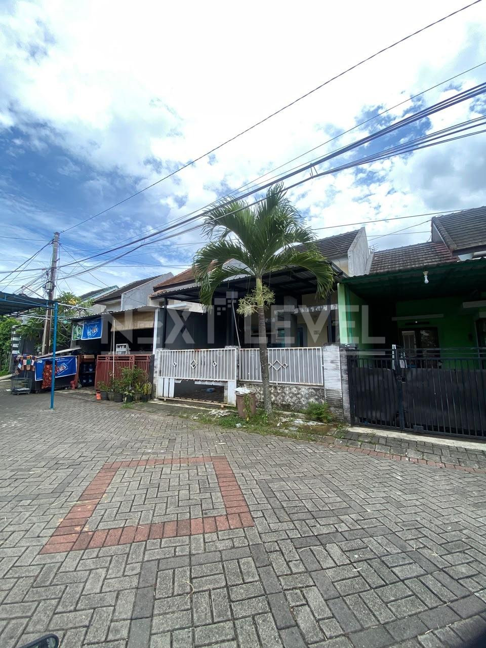 Rumah Asri dan Strategis di Pandanwangi. Dekat dengan Plaza Araya, Stasiun Blimbing, dan Velodrome Malang. MLG00037