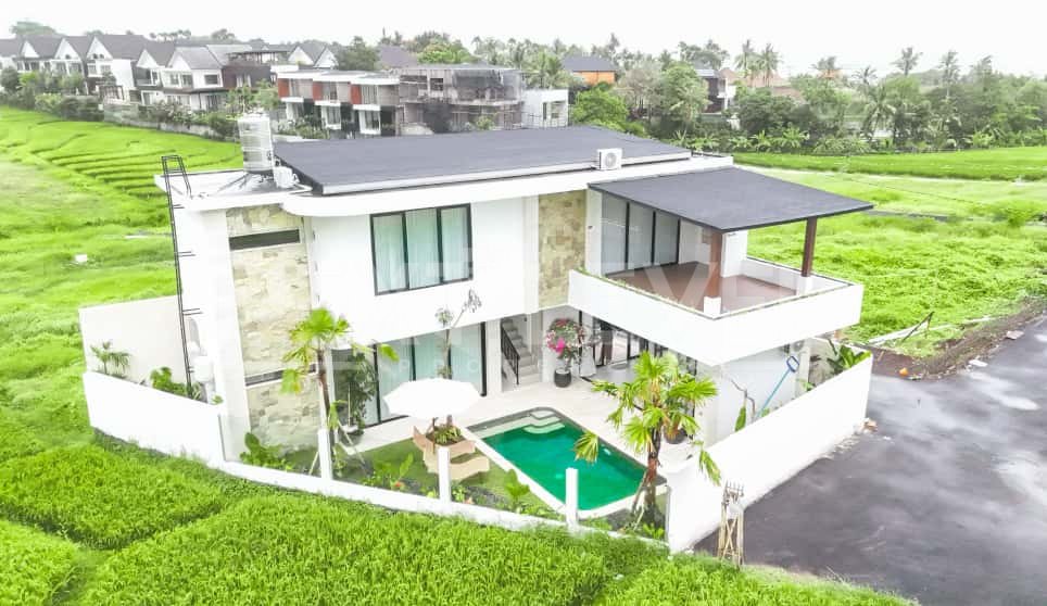 his villa have second floor and have ricefield and ocean view.