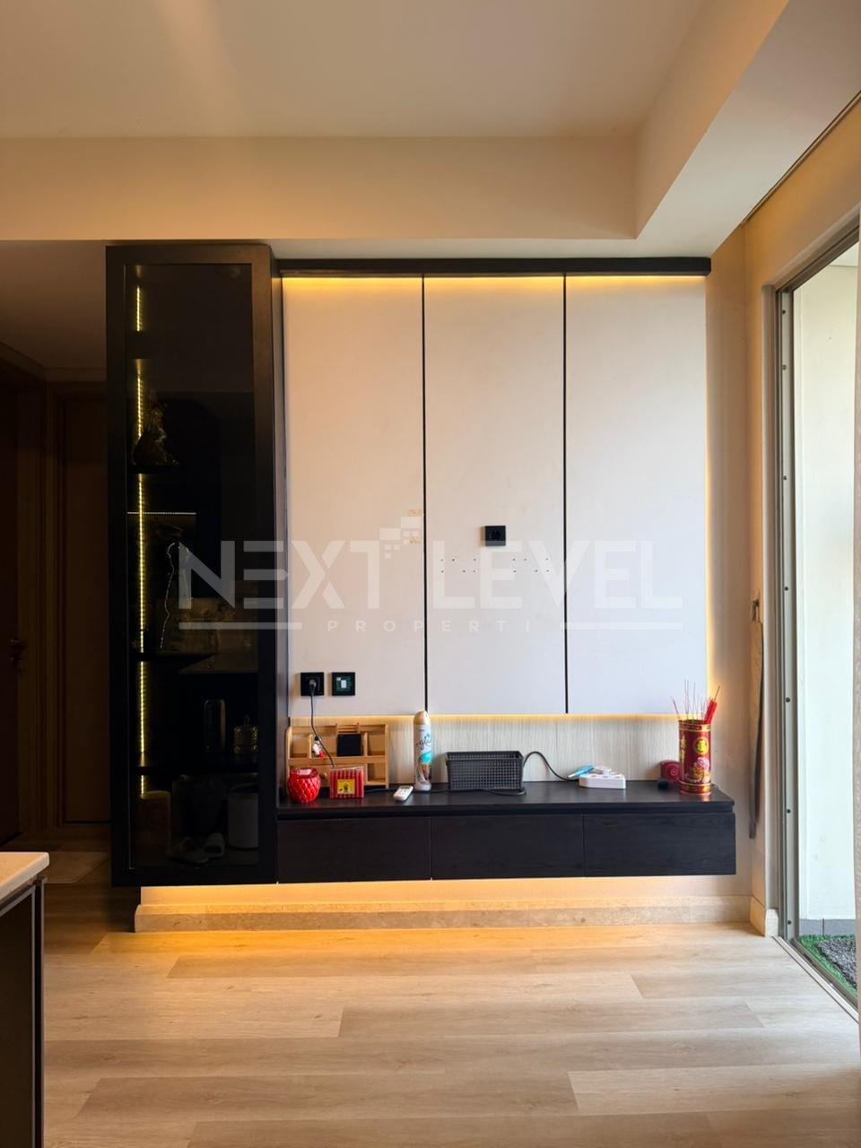Dijual Apartement Gold Coast  PIK SEA VIEW TOWER  CARIBEAN/ OAKWOOD  lantai 25 TURUN HARGA
