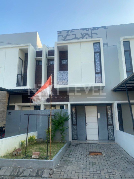 DIJUAL RUMAH DI GOLDEN EAST GRESIK KOTA