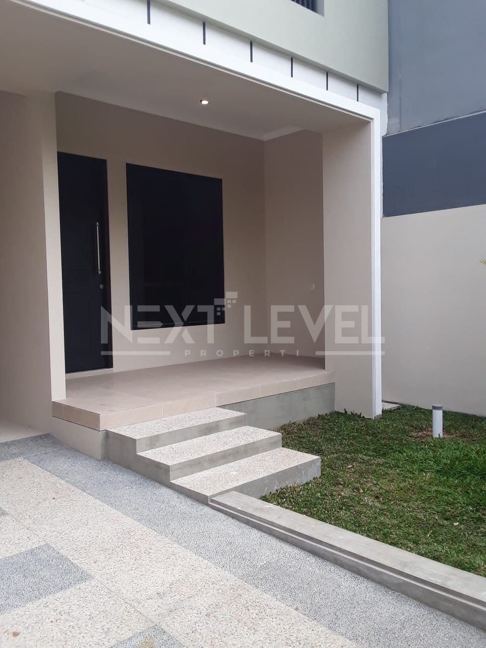 Jual Rumah Baru Gress Tenggilis 