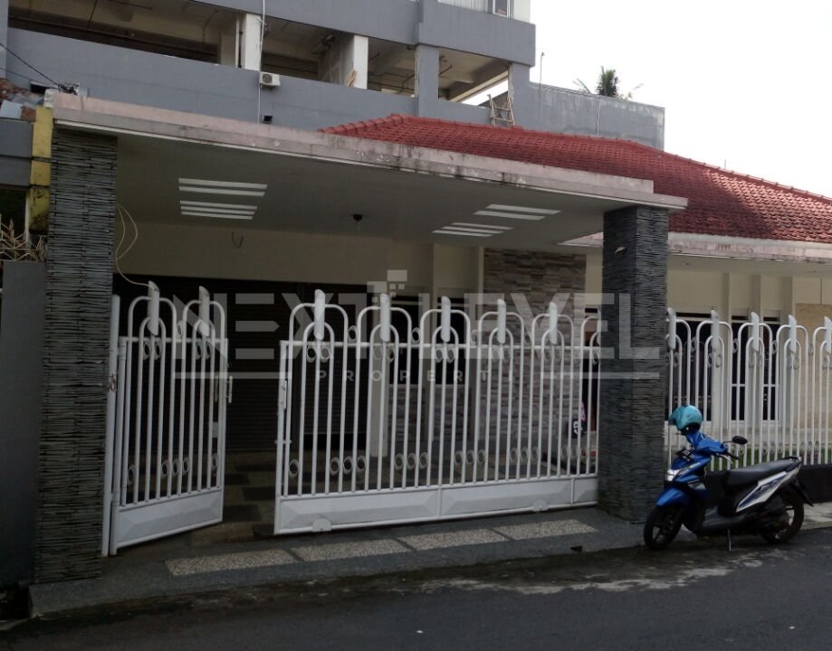 Dijual Rumah 4 Kamar di Simpang Dieng Malang