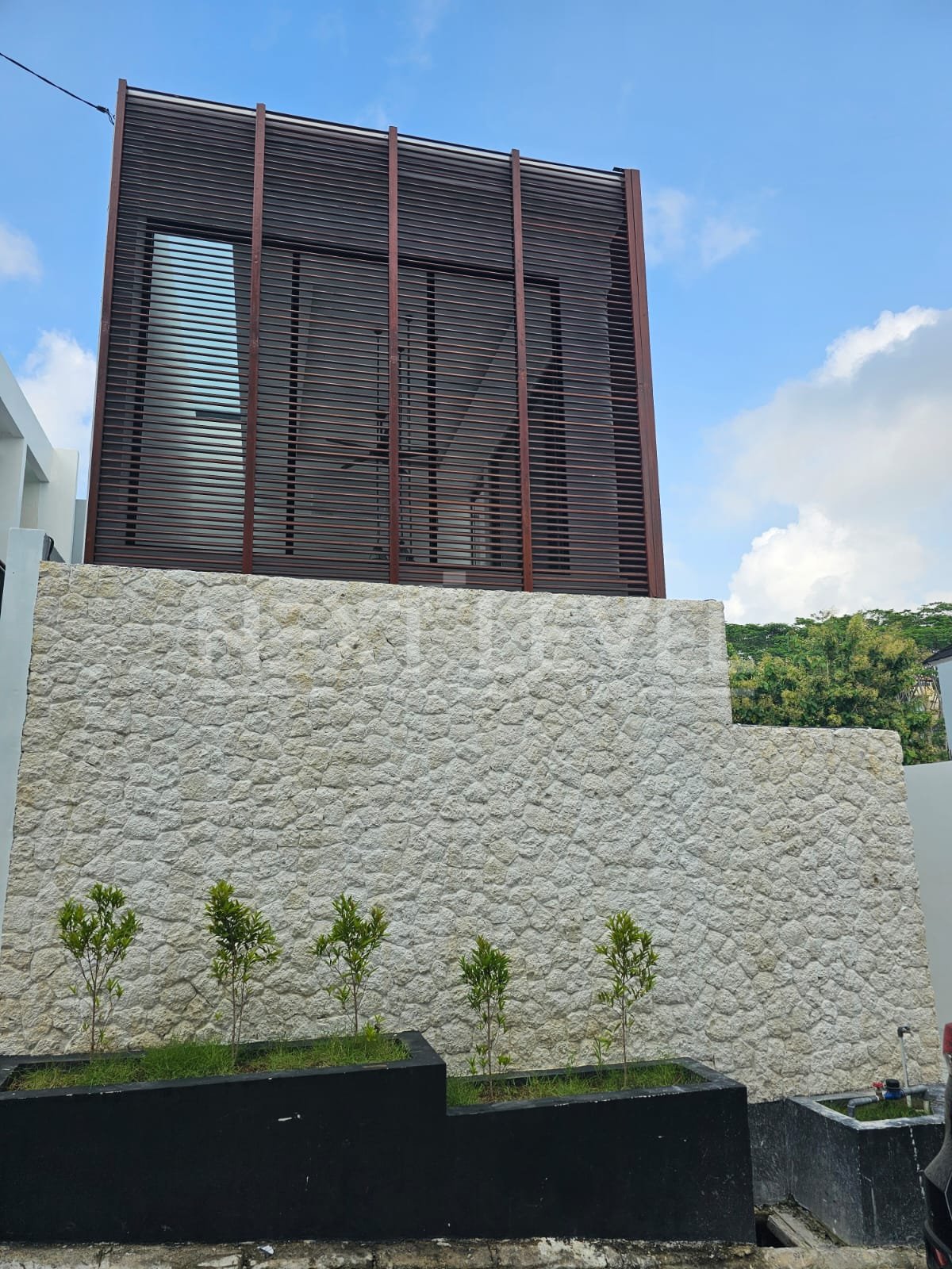 Lingkungan bersih asri dan bersih. Lokasi di daerah Dharmawangsa Kampial