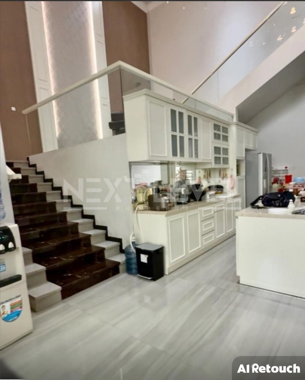 Dijual Rumah Mewah Graha Famili Minimalis Strategis Siap Huni