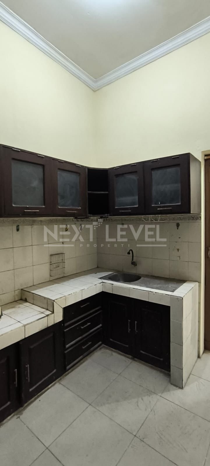 Dijual rumah minimalis siap huni di babatan pilang wiyung surabaya barat