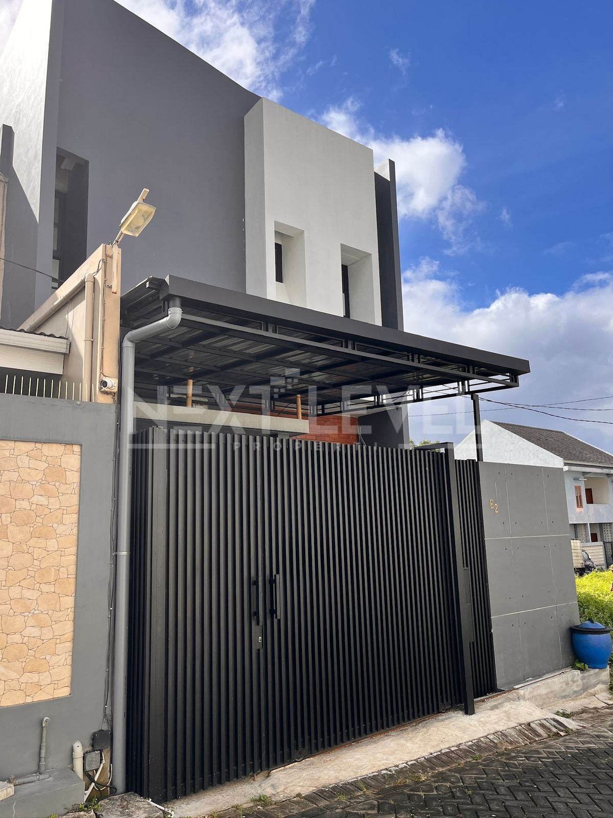 DIJUAL RUMAH 2 LANTAI SIAP HUNI DI SIMPANG TANJUNG, BANJARARUM – SINGOSARI (STRATEGIS, DEKAT EXIT TOL)