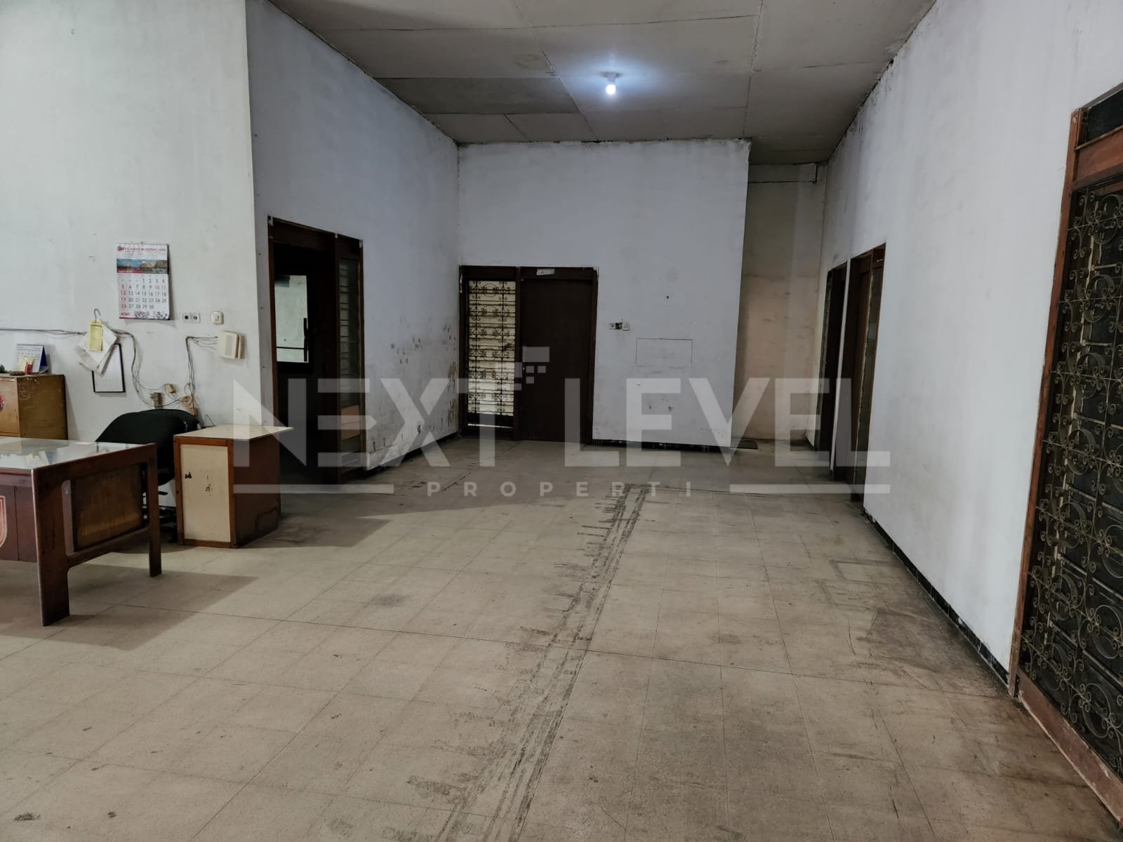 Jarang Ada Rumah di tengah Kota Surabaya
