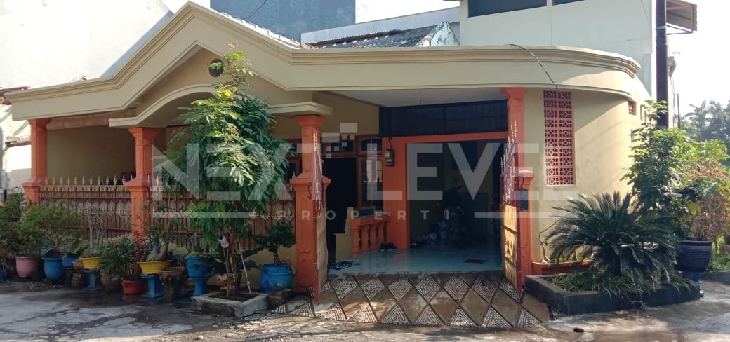 Dijual rumah di babatan indah wiyung surbaya barat