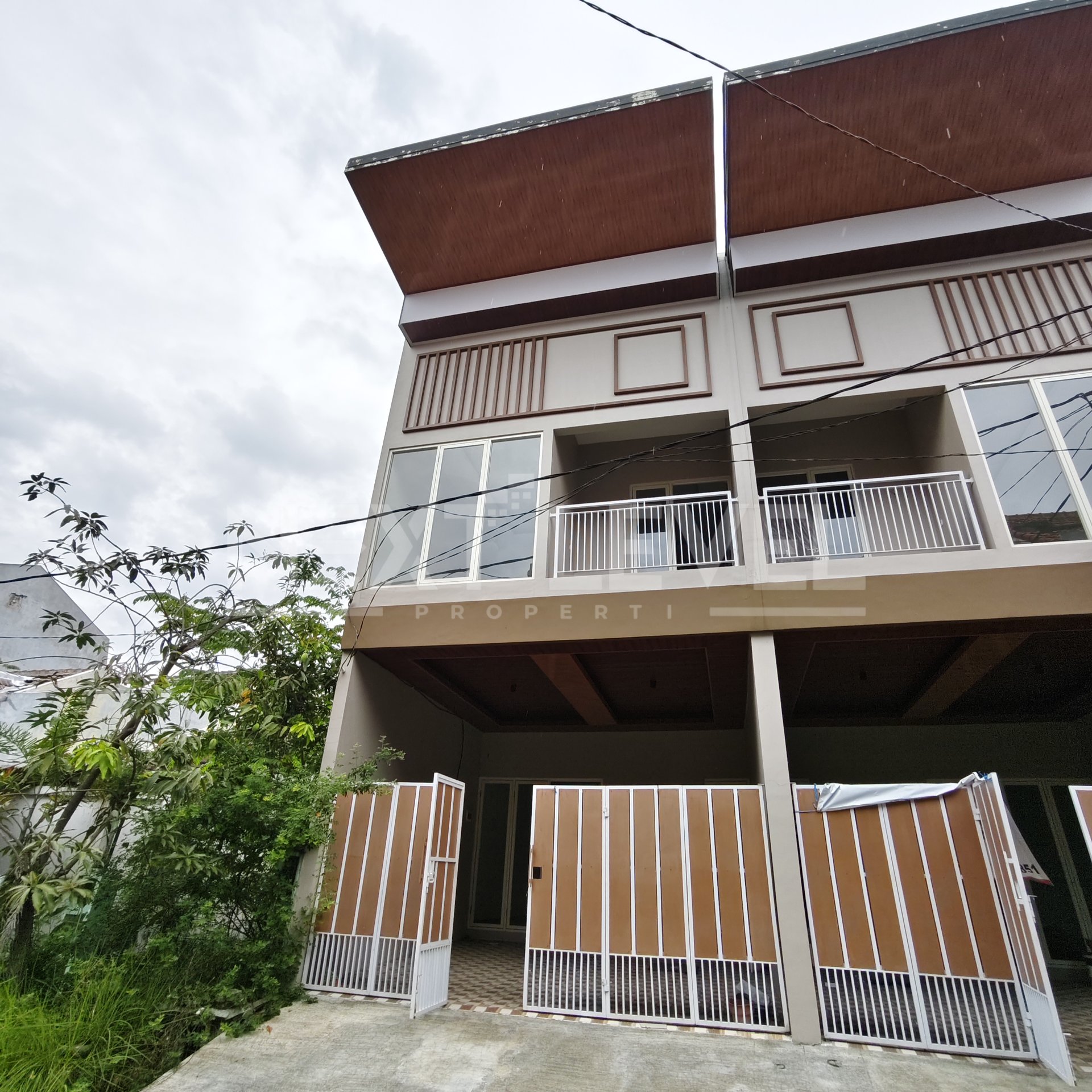 Dijual Rumah Baru Wiyung Surabaya Babatan Pilang