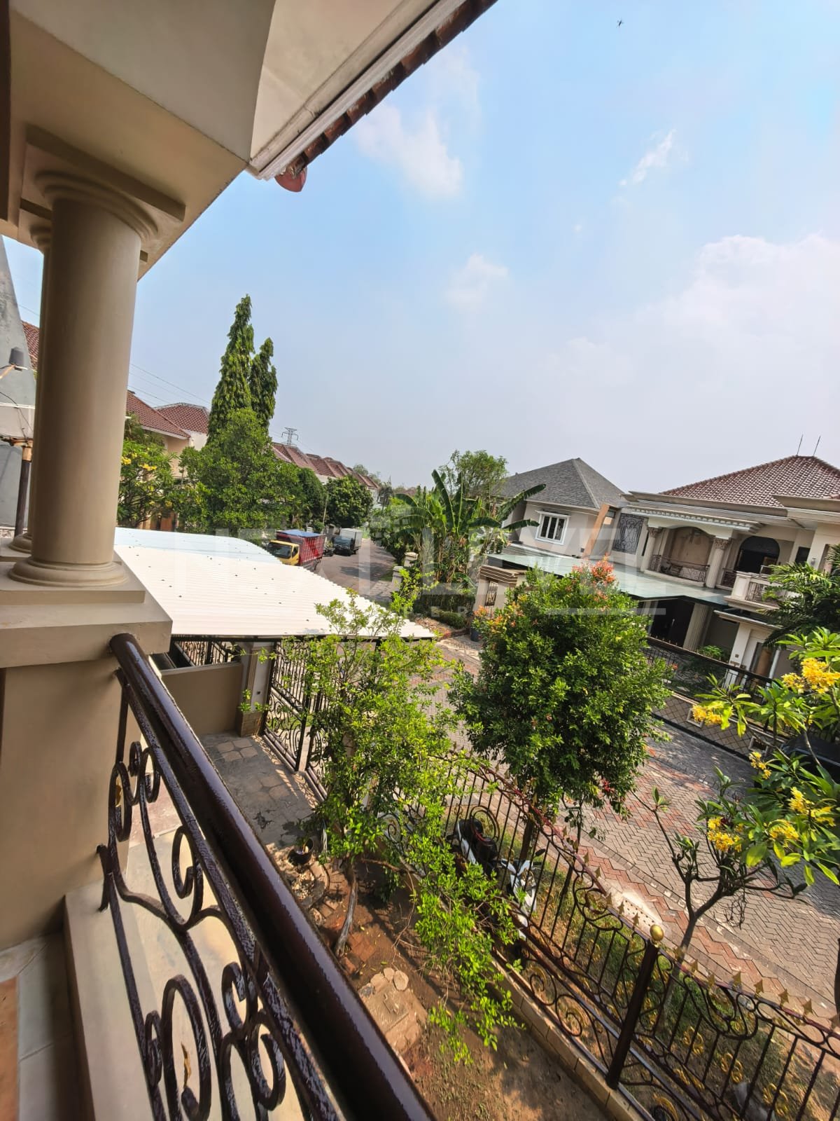 Rumah di Jual Villa Bukit Mas Monaco 1