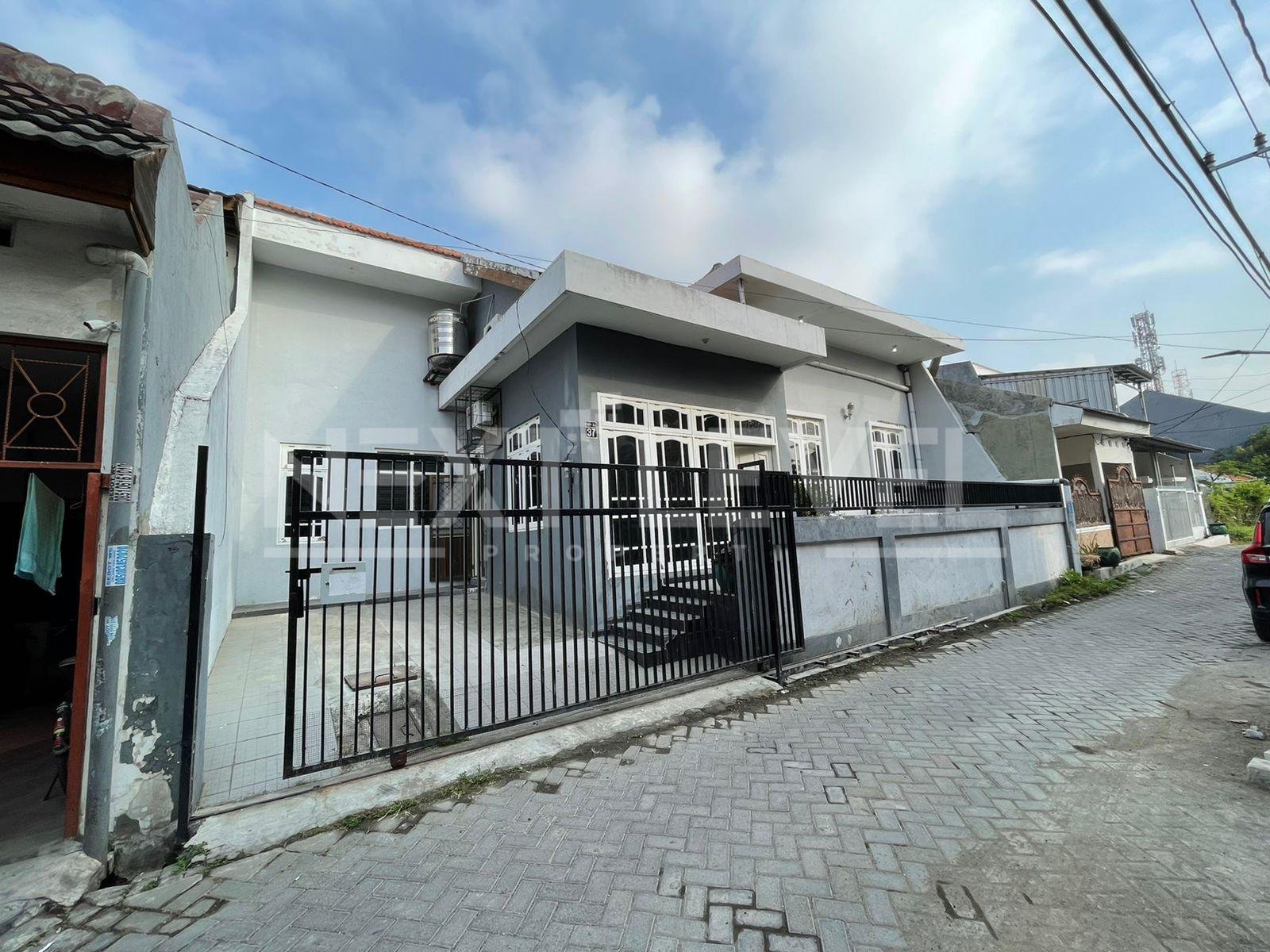 Dijual Rumah di Ploso Timur