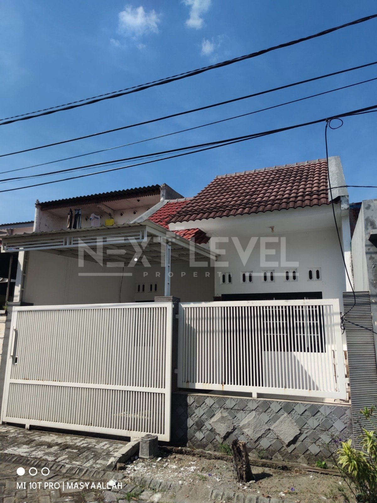 DIJUAL RUMAH CITRA SENTOSA LAKARSANTRI SIAP HUNI