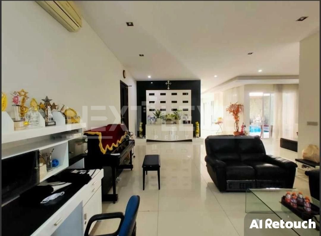 Dijual Rumah Graha Family Golf Minimalis Strategis Siap Huni